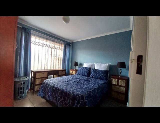 3 BEDROOM FREEHOLD TO LET IN MANDELA VIEW